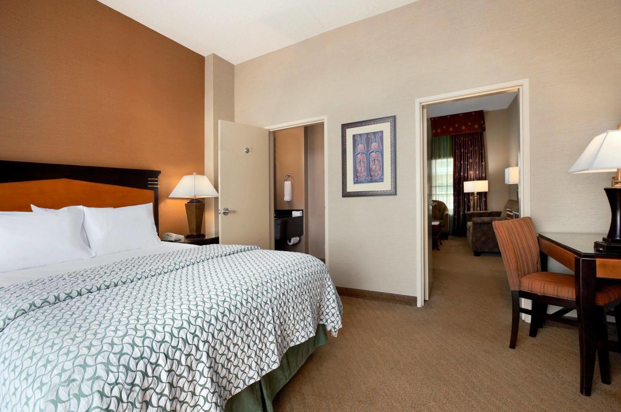 Embassy Suites By Hilton Brea - North Orange County Exterior photo